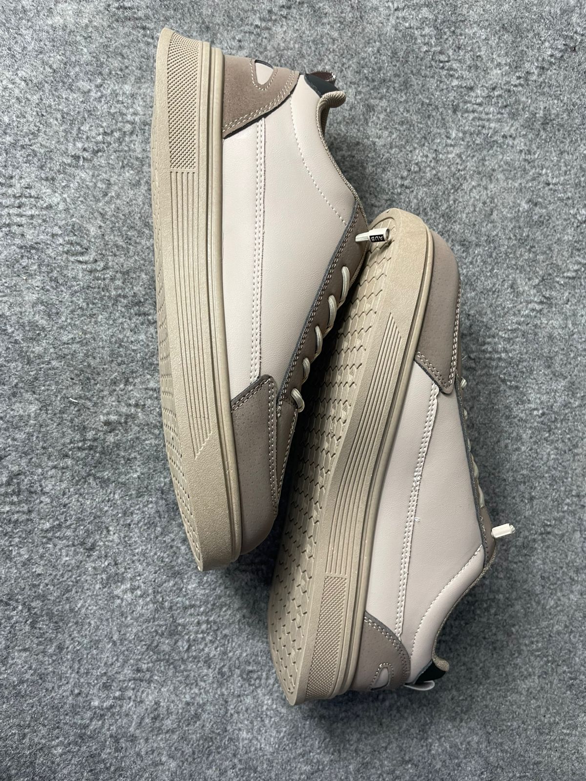 Men's Casual Comfort Sneakers